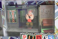 New Punks Micro Icons Diorama set includes 4 figures – about 1:32 scale