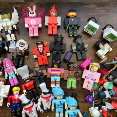 Roblox Huge Lot of 70+ Action Figures Mixed Up