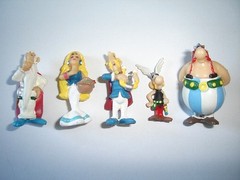 ASTERIX & OBELIX FIGURINES SET PLASTOY ITALY – FIGURES COLLECTIBLES MINIATURES