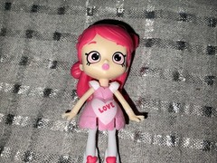 Shopkins Happy Places Valentina Hearts Lil Shoppie Doll Figure Season 3