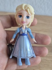 Princess Elsa Toddler Young Mini Doll Disney Pixar Frozen Toy Set 2