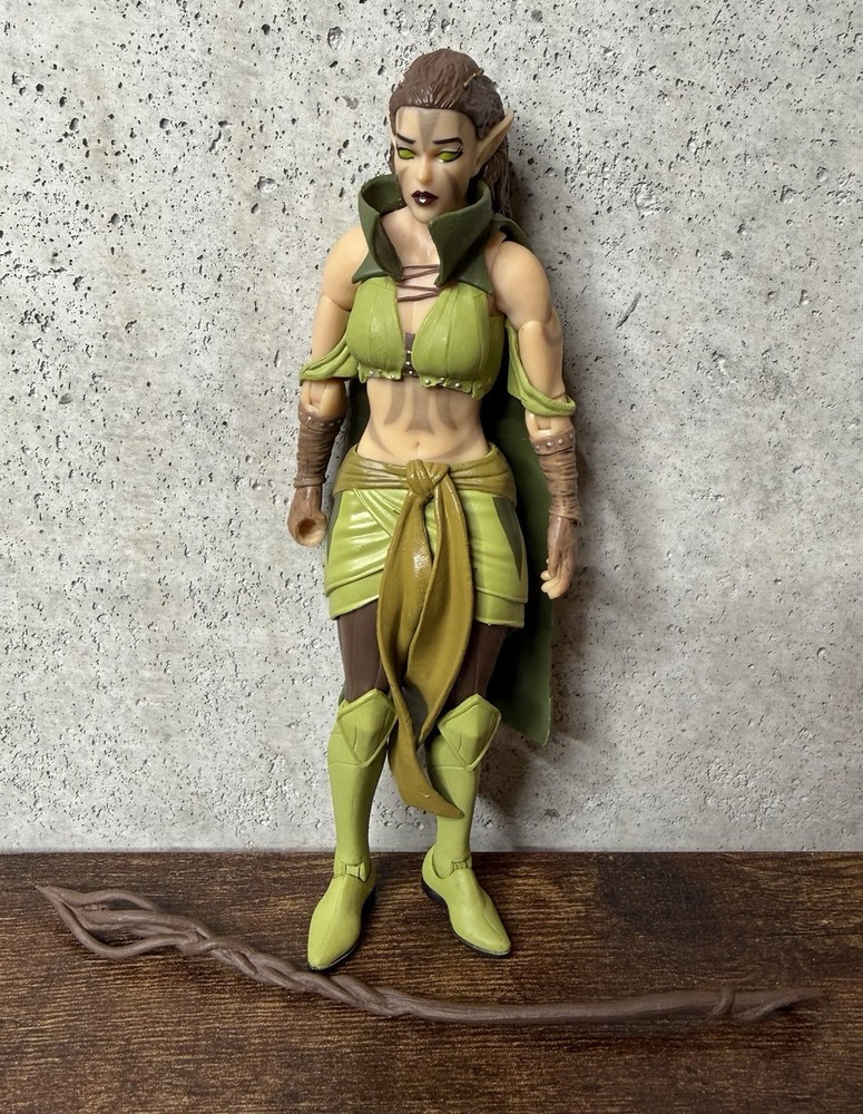 Funko Legacy Collection Magic The Gathering Nissa Revane 6” Figure #4 Loose