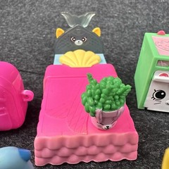 Shopkins Happy Places Furniture, Accessories, Dolls, And Some McDonald’s Lot 67