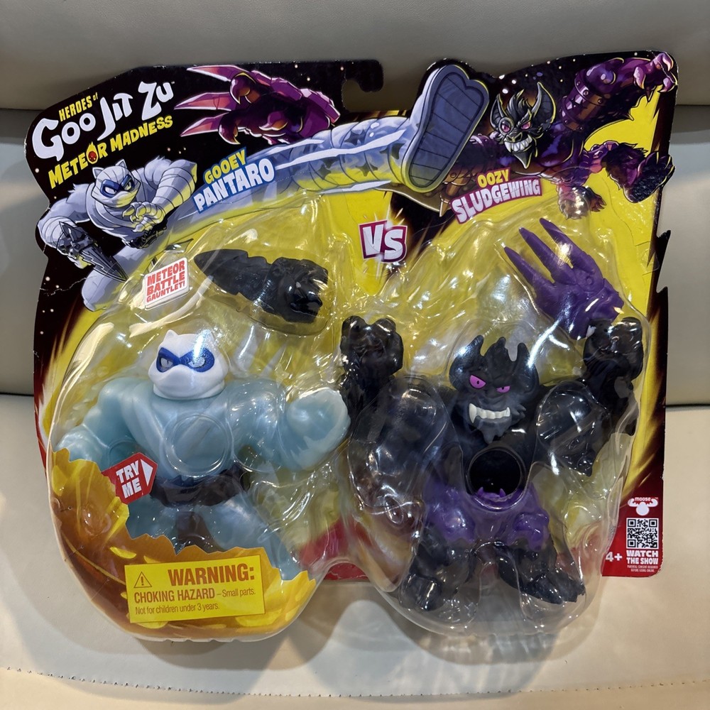 Hereos of Goo Jit Zu Meteor Madness Gooey Pantero vs Oozy Sludgewing by Moose