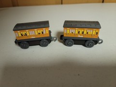 Thomas Train Metal Annie & Clarabel Trains Fit on Wooden Tracks (Hooks) 2020