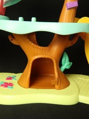 LPS Magic Motion Treehouse with Littlest Pet. Shop animals and accessories.