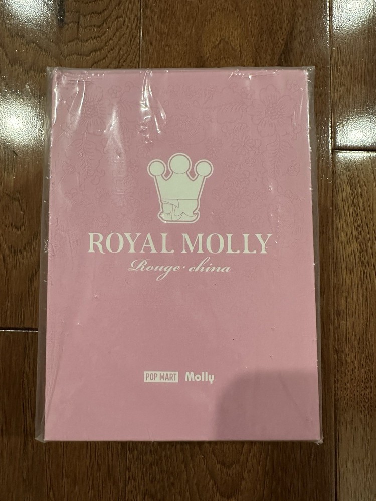 POP MART MEGA Royal Molly 100% Rouge China New Sealed
