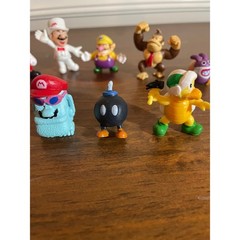Nintendo Super Mario Odyssey Mini Figure Lot Mario Donkey Kong and more 16 pcs