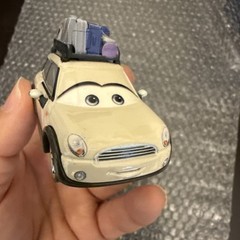 Disney Pixar Cars 3 Kiel Motorray Diecast Florida 500 Beige Luggage Rack Mini