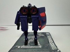 Hasbro Takara Tomy Transformers Legacy Evolution Shadow Striker – Deluxe Class
