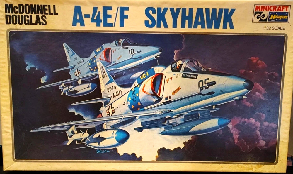 A-4E/F Skyhawk Plane 1/32 Scale HASEGAWA Model Kit Open Box parts sealed