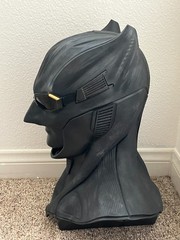 DC Justice League 1:1 Batman Helmet Replica Prop Wearable Helmet Mask (NEW)