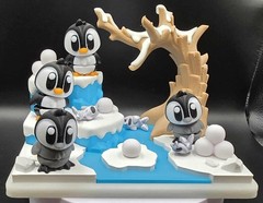 Flexi penguin & Winter Playset Design Showcase Set – 3D Printed, 7 piece set