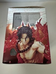 TAMASHII NATIONS Bandai One Piece Portgas D Ace Battle version Figure
