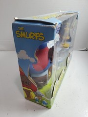 NEW The Smurfs Blue Smurf’s Mushroom House 2008 Jakks – Box DAMAGE