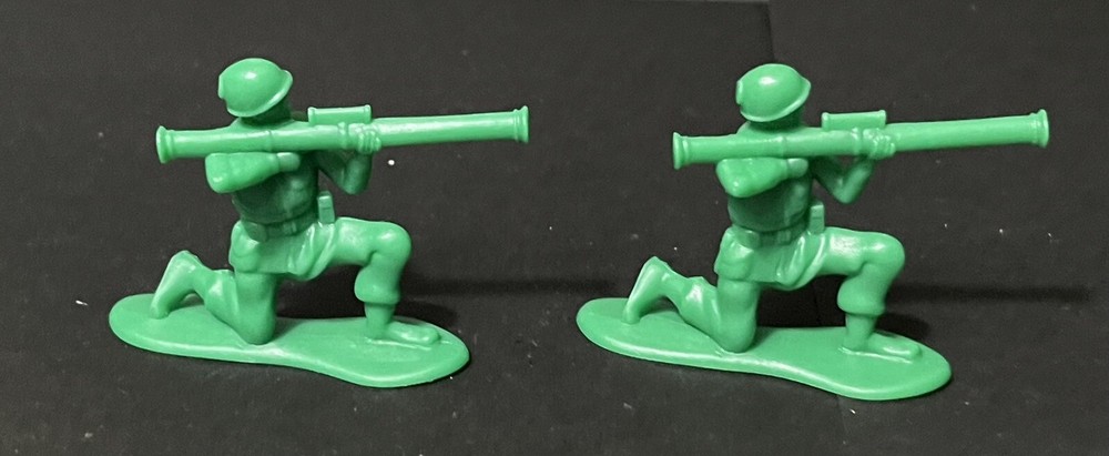 Lot Of 2 Toy Story “Bucket O Soldiers” 1.5” Replacement Bazooka Soldier Parts