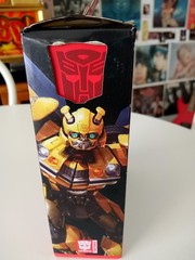 Hasbro Transformers Studio Series Deluxe 100 Bumblebee Action Figure New In Box