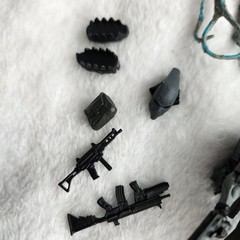 GI JOE 2010-2011 Figures Lot & Accessories Zombie Viper Cobra Desert Firefly