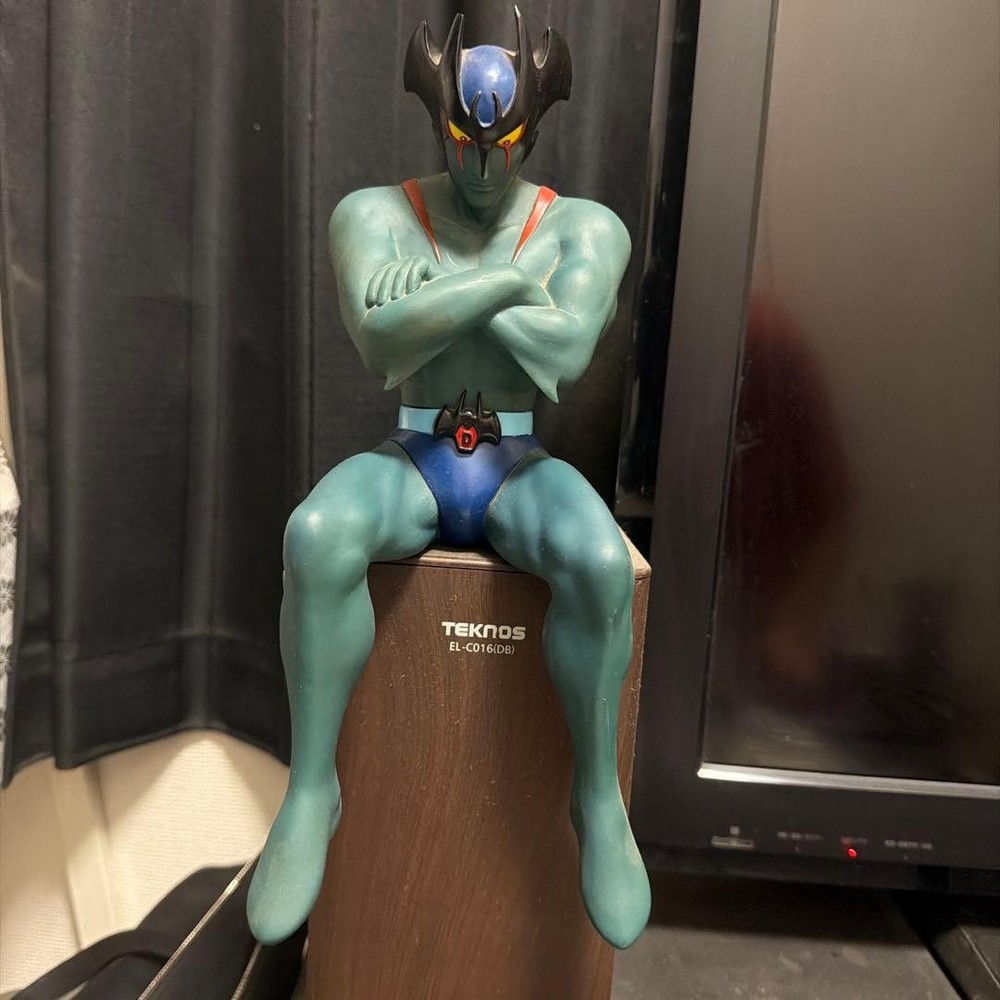 Devilman Figure Seated Pose 30cm Left Corner Chip Used Authentic Rare