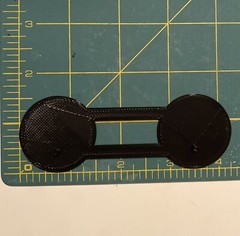 Action stands! Double “standard” pegged (quantity 5 per pack)