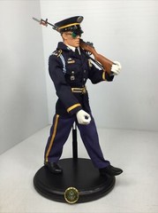 1/6 CUSTOMIZED HASBRO GI JOE HONOR GUARD TOMB OF UNKNOWN SOLDIER ARLINGTON+STAND