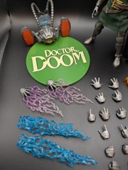 Mezco Toyz One:12 Collective Doctor Doom Green goblin Doc Ock set