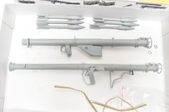 WWII U.S. Bazooka Sets Dragon 75008 Model Kit Assembled Complete