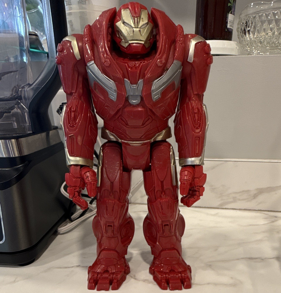 Marvel Avengers Iron Man Red Gold Silver Armor Plastic Action Figure
