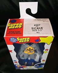 NECA BATMAN 5.5″ Ben Cooper Figure Costumer & Mask – DC Super Hero BRAND NEW