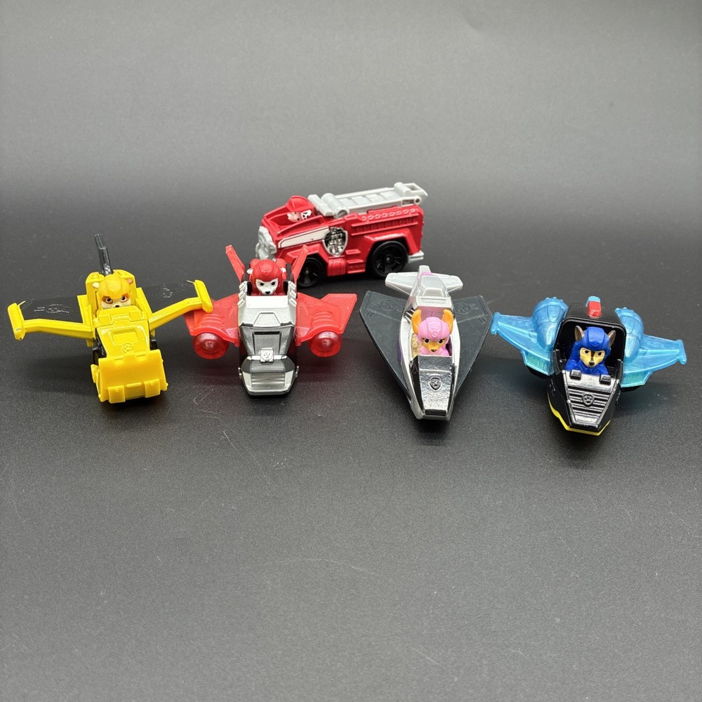 Paw Patrol True Metal Jet to the Rescue Diecast Lot 5 Sweetie Skye Fire Truck