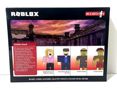 ROBLOX ZOMBIE ATTACK PLAY SET 20 PCS 4 FIGURES + EXCLUSIVE VIRTUAL ITEM JAZWARES