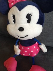 MINNIE MOUSE 9″ STUFFED PLUSH DOLL PINK, WHITE AND NAVY BLUE – GENTLY USED