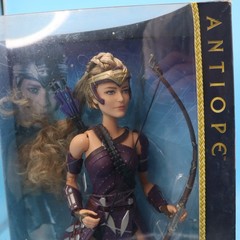 Wonder Woman Antiope Barbie 2016 Mattel DWD84 New in Box BOX WEAR