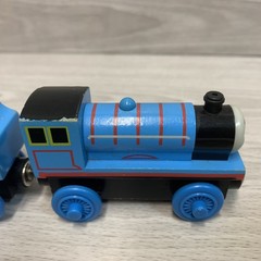 2003 Edward & Edward’s Tender Thomas and Friends Wooden Railway Magnet Connector