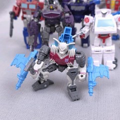 Transformers Core Class Lot o Complete Legacy Studio Series Skywarp Ratchet