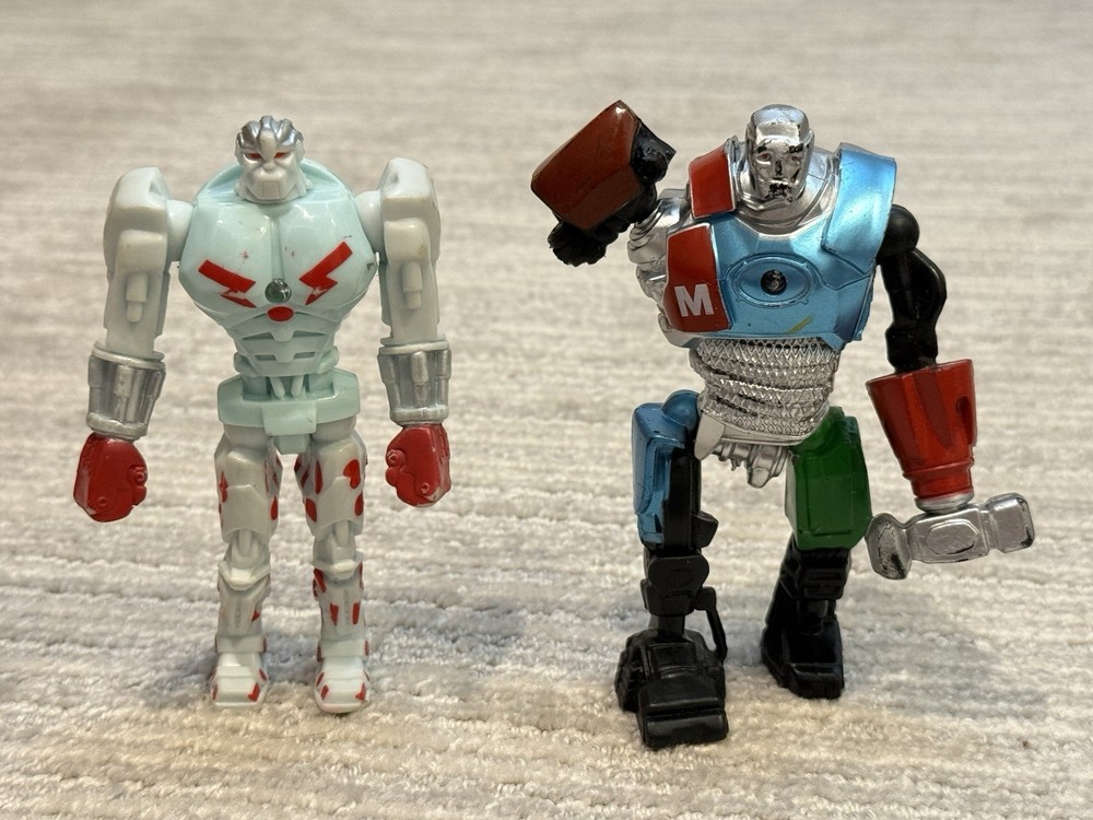 Real Steel Lot Ambush Light Up Figure & Metro Frankenstein Monster (Broken Arm)