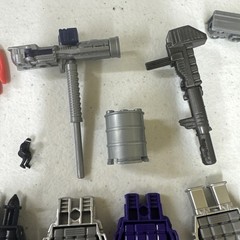Transformers Extra Accessories – Combiner Hands, Weapons, Etc