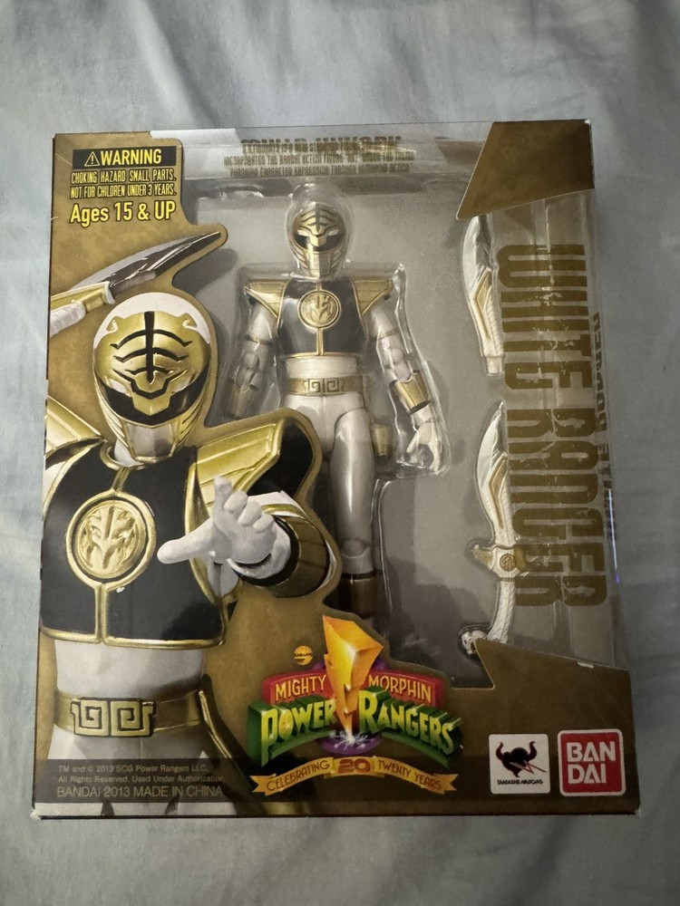 Bandai SH Figuarts MMPR White Ranger