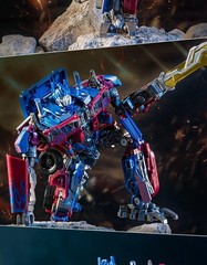 Transforming Robot Truck Commander Action Figure Alloy Anime Toy Gift for Kids