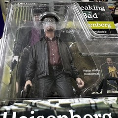 2013 Mezco Breaking Bad Heisenberg 6” Collectible Action Figure w/Money Bag