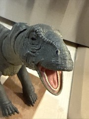 Jurassic Park / World Legacy Apatosaurus Figure Dinosaur Toy 42”; VEGGIESAURUS
