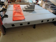 MATTEL WWE MONDAY NIGHT RAW WRESTLING RING SEE PICS! 21″ RING EXCELLENT