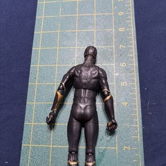 Diamond Select Marvel Select Spider-Man No Way Home Black/Gold Suit 7” Figure
