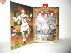 ULTIMATE BOB GRAY as PENNYWISE The Dancing Clown Welcome to Derry 7″ Figure 2026