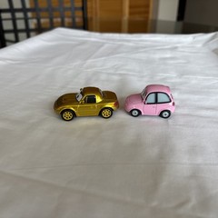 Disney Pixar Cars Lot Of 5 Die cast & Plastic Luigi Tia Chuki Stanley NICE!!