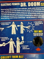 ToyBiz Fantastic Four Dr. Doom Electric Power Action Figure Light Up w/ Bolt