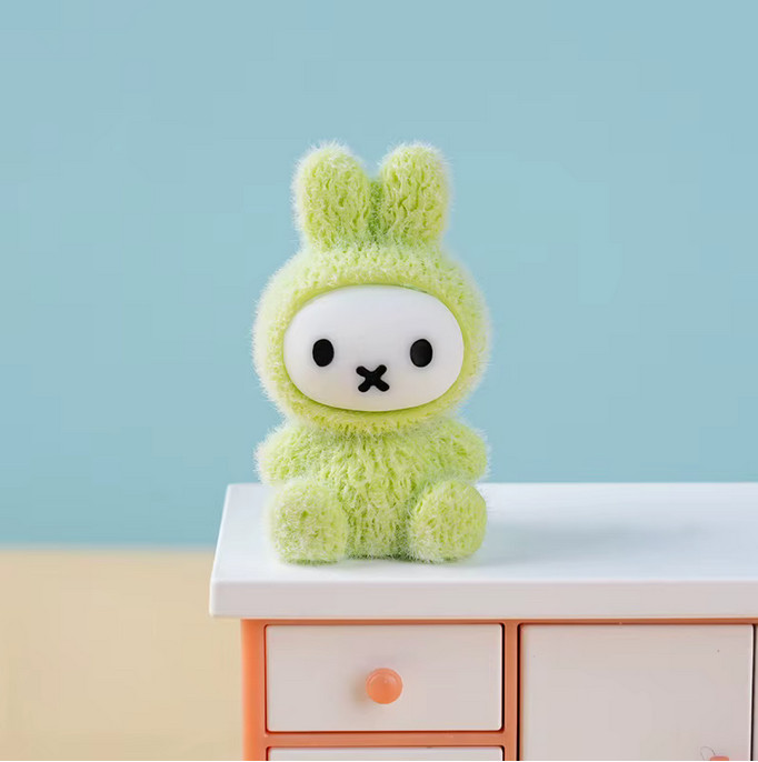 Green Flocked Sitting Bunny 1.5″ Mini Figure New
