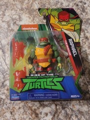 Playmates Toys Rise of the Teenage Mutant Ninja Turtles Raphael & Albearto