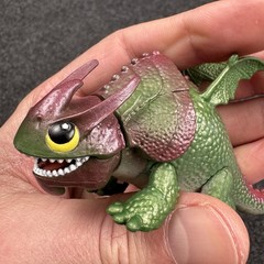 DreamWorks Dragons Defenders Of Berk Skull Crusher Rumblehorn Figure 2013