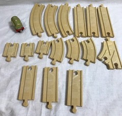Lot Of 67 PCS Large Thomas & Friends The Tank Take Along Diecast Train Tracks